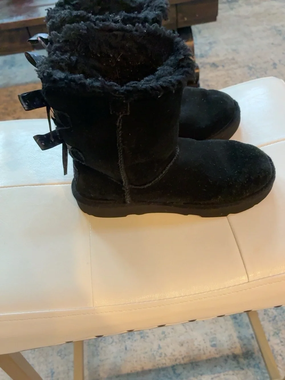 UGG Kids Black Suede Bow-Back Boots with Star-Print Ribbons